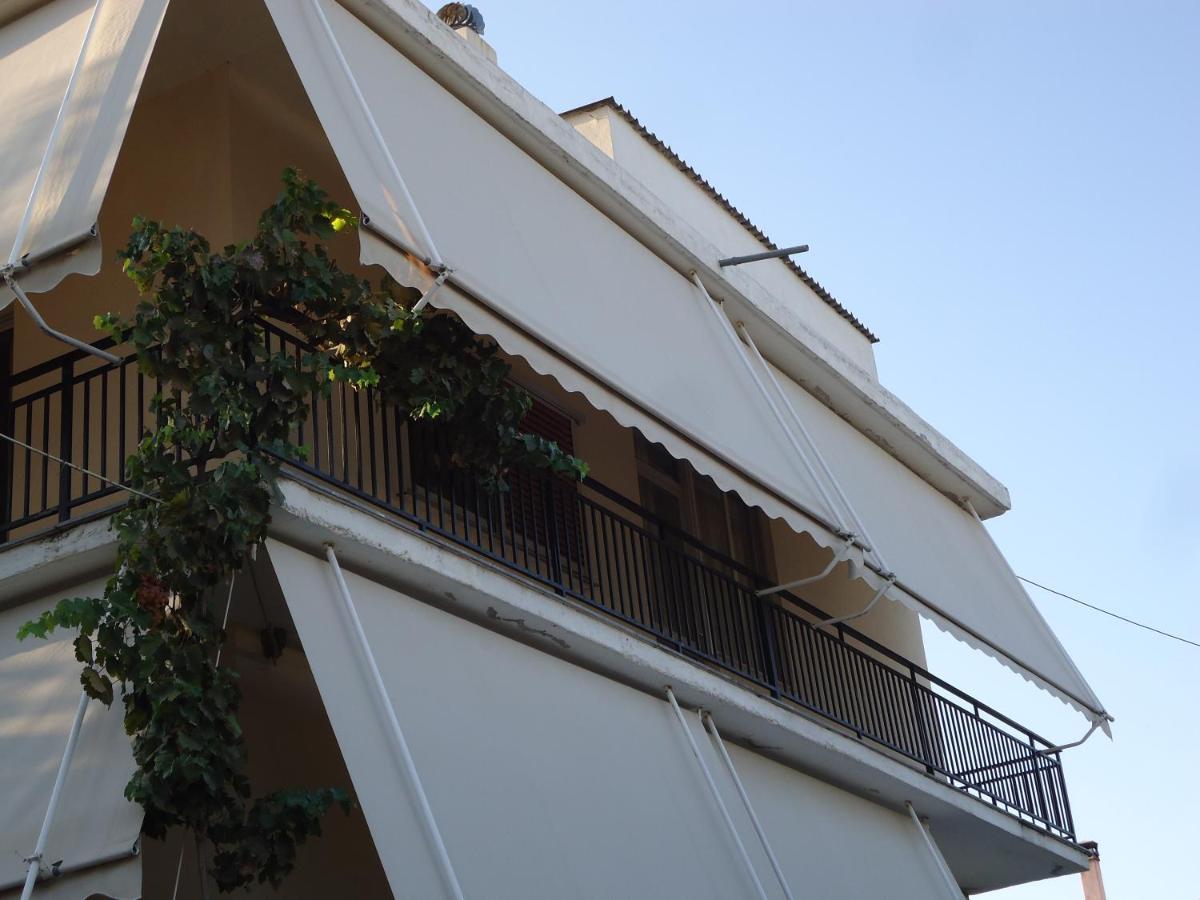 Ενοικιαζόμενα Δωμάτια "Ολγα" Loutra Ipatis Exterior foto